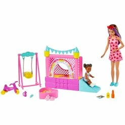 Mattel HHB67 Poupée, Décor